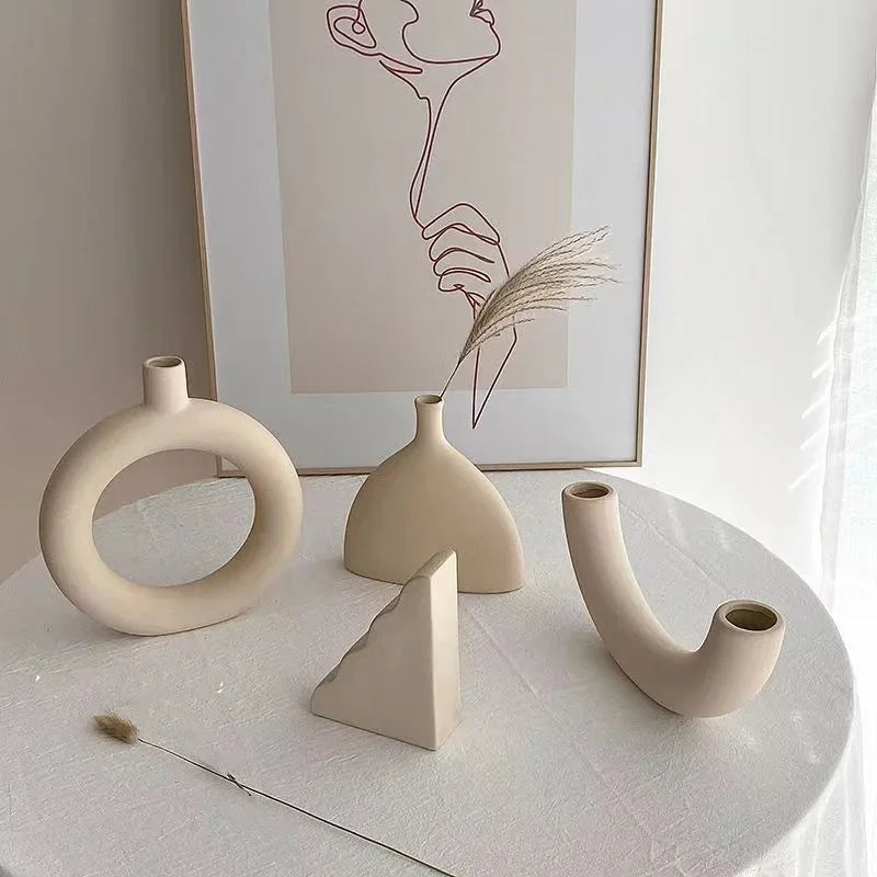 Hocozy - Modern Simple Ceramic Art Vase - Modern Simple Ceramic Art Vase for Home Decor, Stylish Centerpiece, Handmade, Unique Design, Indoor Plant Holder, Elegant Gift Option.