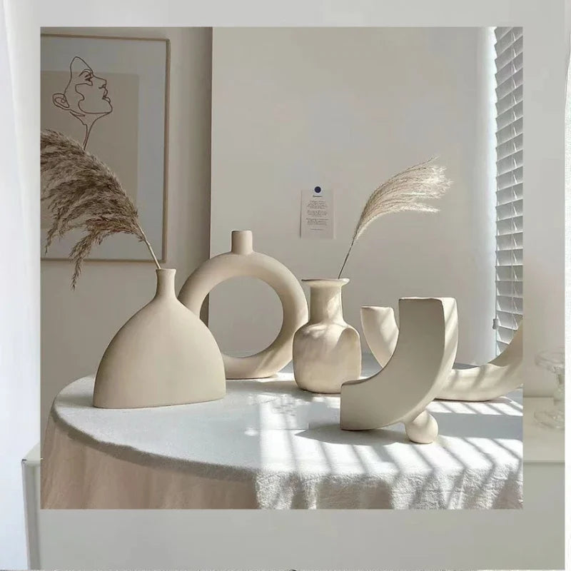 Hocozy - Modern Simple Ceramic Art Vase - Modern Simple Ceramic Art Vase for Home Decor, Stylish Centerpiece, Handmade, Unique Design, Indoor Plant Holder, Elegant Gift Option.